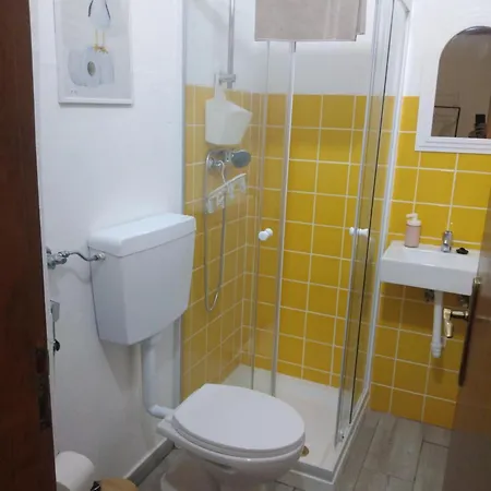 Casa Amarela Apartment *